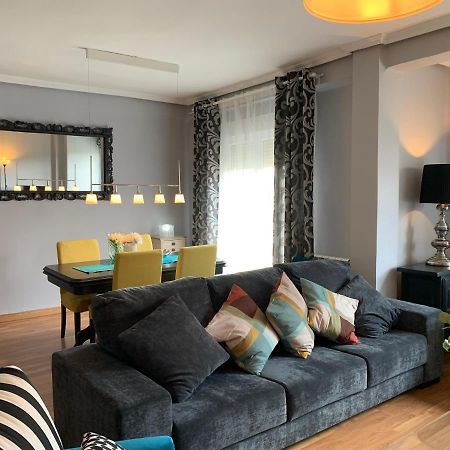 וייאדוליד Sg Apartamentos La Casa De La Catedral Vut47-240 מראה חיצוני תמונה
