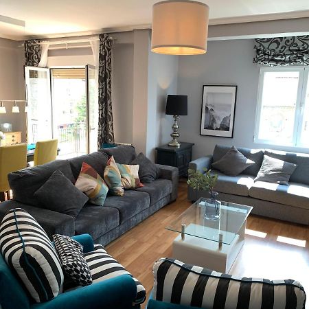 וייאדוליד Sg Apartamentos La Casa De La Catedral Vut47-240 מראה חיצוני תמונה