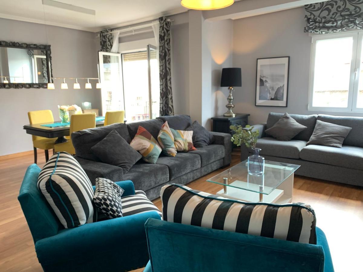וייאדוליד Sg Apartamentos La Casa De La Catedral Vut47-240 מראה חיצוני תמונה