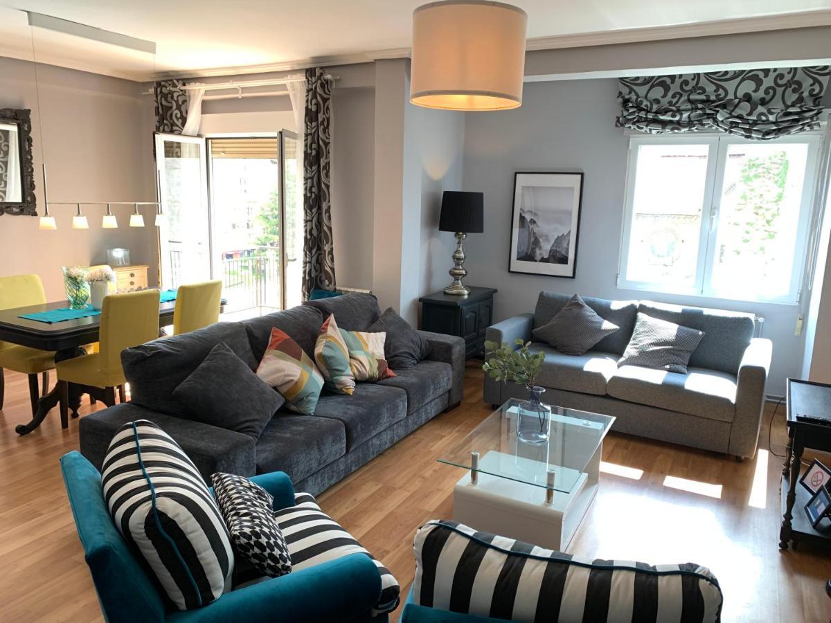 וייאדוליד Sg Apartamentos La Casa De La Catedral Vut47-240 מראה חיצוני תמונה