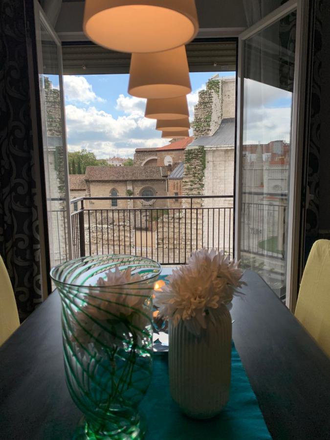 וייאדוליד Sg Apartamentos La Casa De La Catedral Vut47-240 מראה חיצוני תמונה